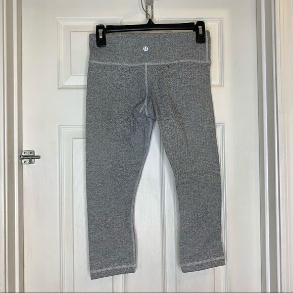 Lululemon Herringbone Ghost crop legging Size 6 - Picture 6 of 8